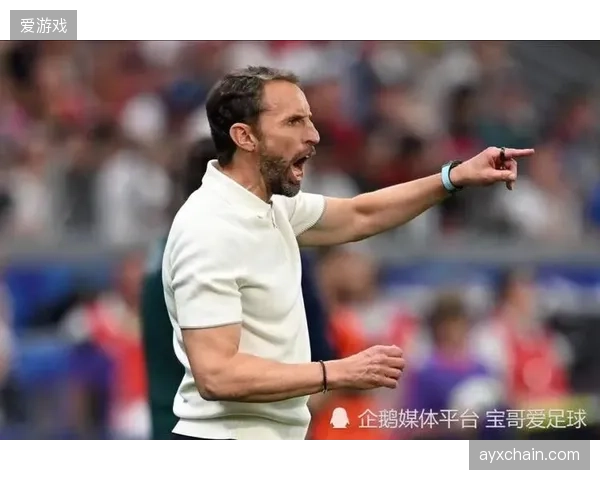 索斯盖特在左后卫位置面临抉择，特里皮尔的客串或科尔威尔的启用将是应对肖健康风险的备用方案。